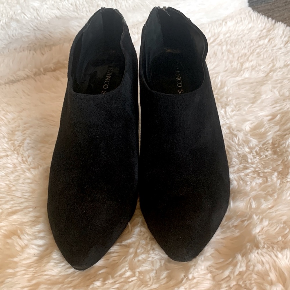 Franco Sarto Back-zip Shooties Black Suede and Patent Leather